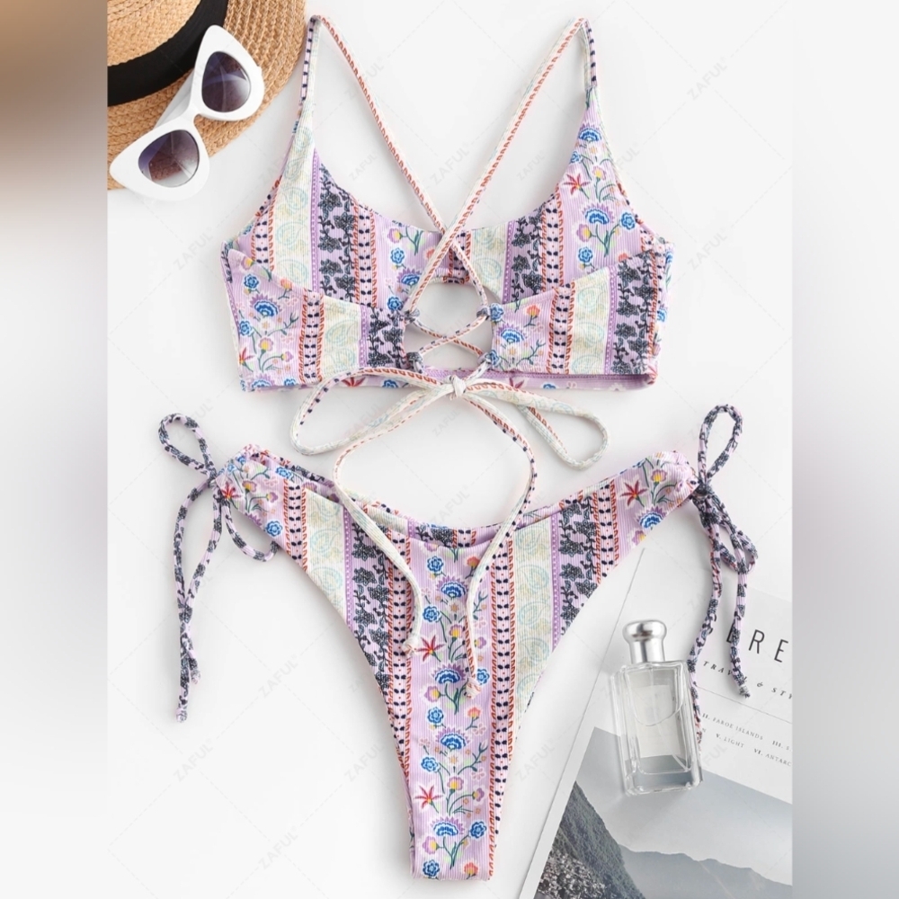 ROMWE Pink and Blue Bikini Set with Athletic Design *New Without Tags* - Picture 3 of 5